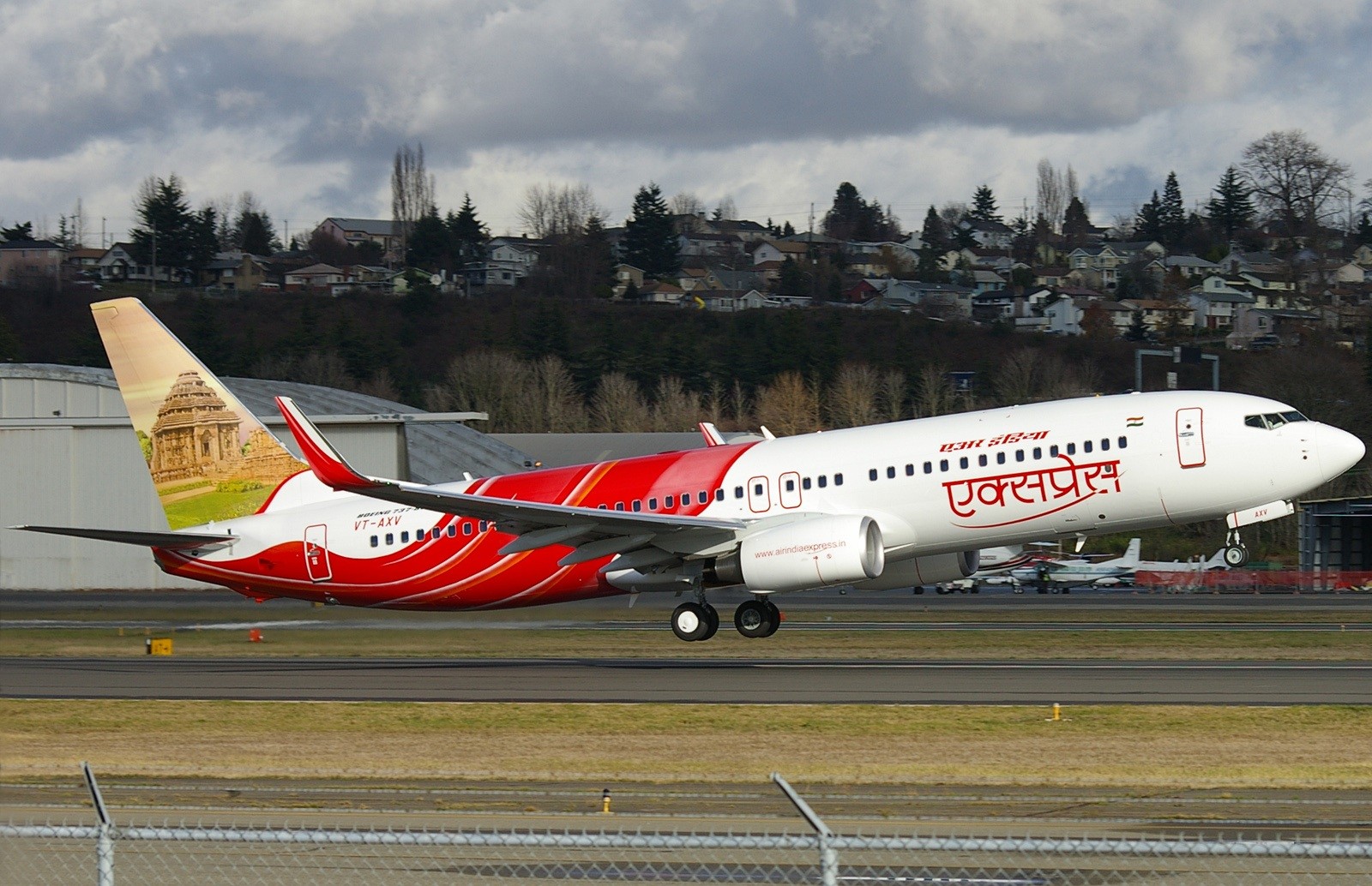 Getting air. Эйр Индия авиакомпания. Самолёт авиакомпании Air India. Индийские авиакомпании. Самолеты авиакомпании Индии.