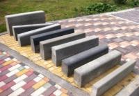 Поребрики из бетона: разновидности и специфика применения