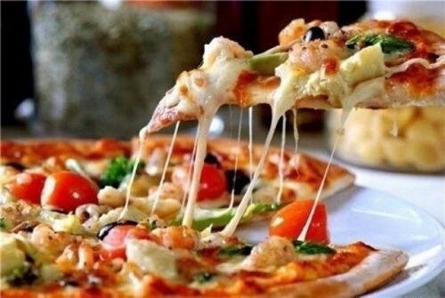 Пицца: немного истории и самые популярные варианты итальянского блюда