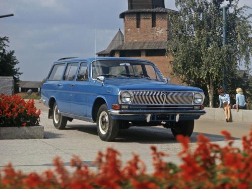«Автомобиль для горячих мужчин»: Что представляет  из себя ГАЗ-2402 «Волга» в экспортном исполнении - блогер