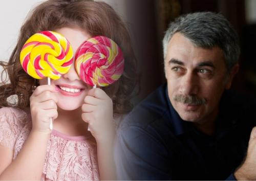 Конфеты нужно есть: Доктор Комаровский рассказал, почему сладости для детей не настолько вредные