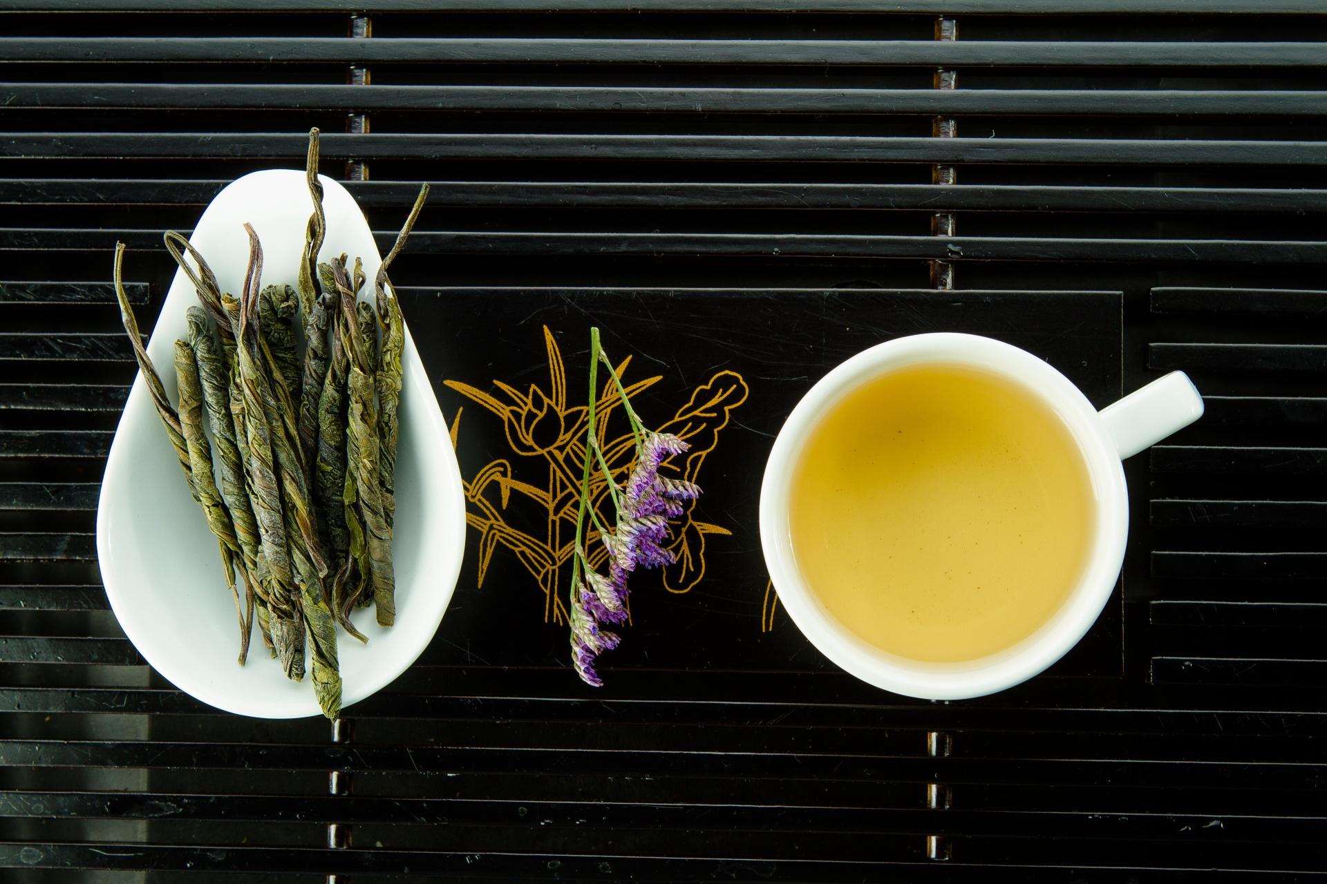 Китайские чаи польза и вред. Вьетнамский чай Кудин. Китайский чай Кудин фото. Чайные напитки Кудин. Китайский Горький чай.