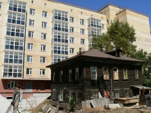 Программа переселения из аварийного жилья в России: происхождение, развитие и последствия